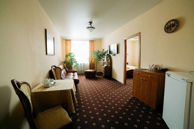 Гостиница Прага Смоленск-83